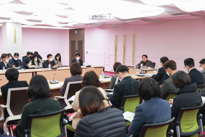 남양주시(시장 주광덕)는 지난 12일 ‘상상 더 이상 복지도시 남양주’를 목표로 2023년도 복지 분야에 대한 주요 업무 계획을 수립했다.