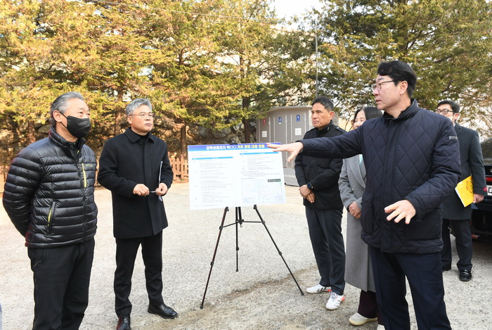 정명근 화성시장이 24일 박병화 거주지 주변에 대한 현장점검을 실시했다.