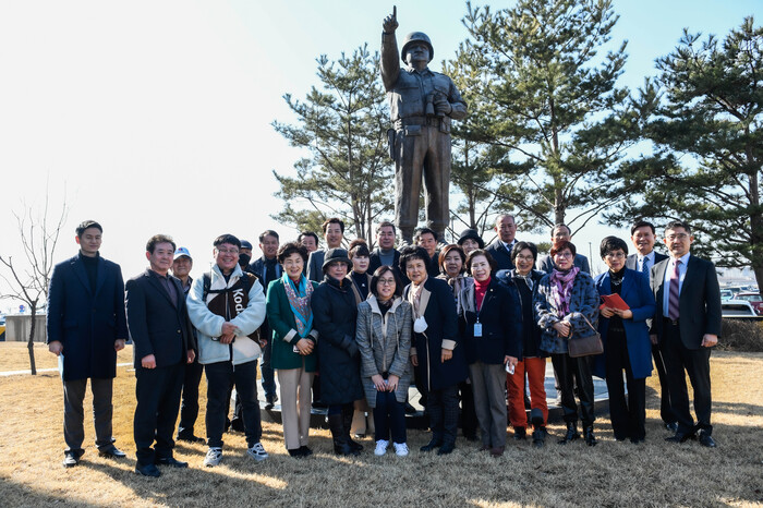 미 육군 험프리스 수비대/기지 사령부(이하 험프리스 기지 수비대)는 지난 2월 28일 한미동맹협회 회원 25명을 대상으로 전략 안보 동맹 투어를 개최했다