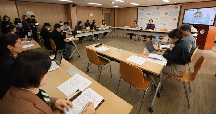 경기도교육청(교육감 임태희)이 16일 글로컬 융합인재 육성을 위한 2023년 IB 프로그램 운영 방안을 안내하고 학생의 창의 비판적 사고력과 자기주도적 역량을 키우도록 힘쓴다.