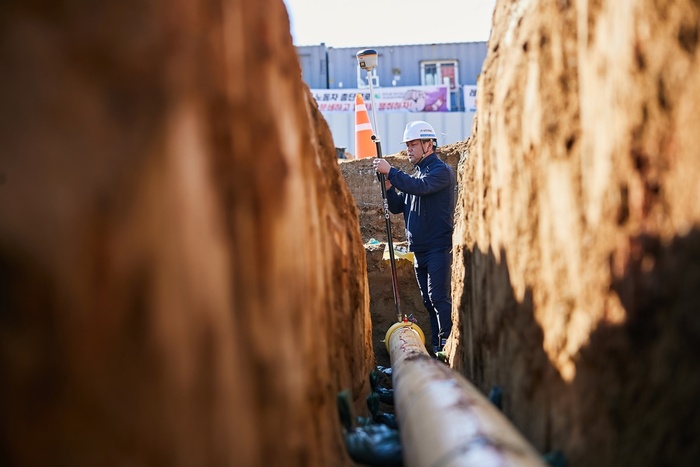 경기도가 도시가스 보급 확대를 위해 내년까지 총 491㎞의 도시가스 배관망을 새로 설치한다.