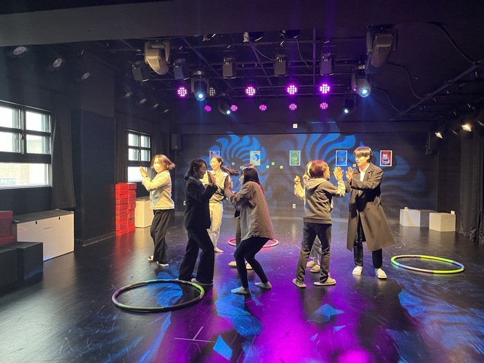 경기도교육청(교육감 임태희)이 체험 중심의 융합예술교육 실현을 위해 ‘예술교육가와 교사가 함께 하는 오픈 클래스’를 운영했다.