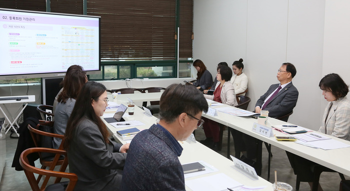 경기 시흥시의회(의장 송미희)는 4월 11일 ‘시흥시 어린이·사회복지 급식관리지원센터 설치 및 운영에 관한 조례’를 제정하기 위해 간담회를 가졌다.