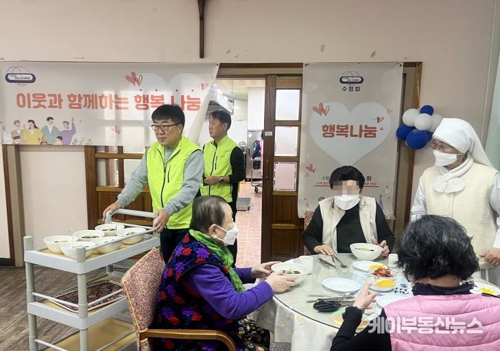 수원시 장안구 '수정회', 어르신들께 추억 나눔 짜장 봉사