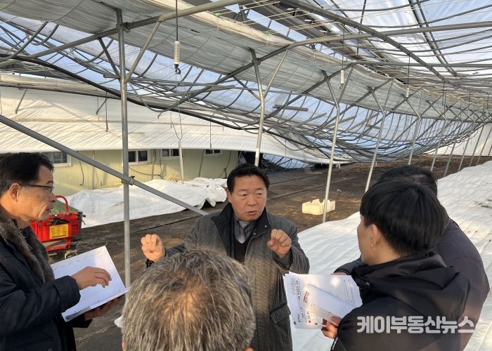 방성환 농정해양위원장, 대설 피해 현장 방문, 복구 지원 방안 논의
