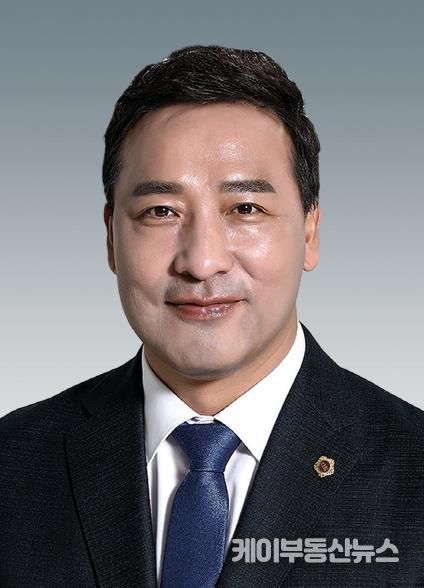 경기도의회 김용성 의원, 베를린 소녀상 철거 위기 넘겨... 뜻깊은 판결
