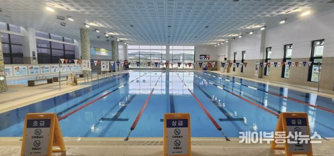 수영장 전경