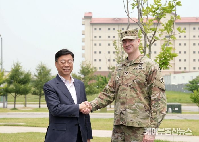 신상진 성남시장, 평택 험프리스 기지 방문…한미 우호 협력 다져