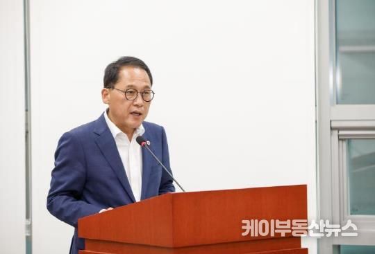 경기도의회 안광률 위원장 대표 발의 '경기도교육청 인공지능 교육 지원 조례안' 상임위 심사 원안 가결