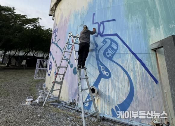 놀이통 그래피티 작업 중인 무사71