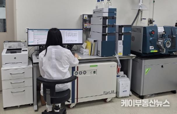 경기도보건환경연구원, 미국 ERA 숙련도 시험 전 항목 ‘만족’. 수질·먹는물 2개 분야 10년 연속 최우수 분석기관 선정
