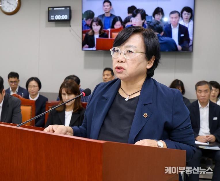 경기도의회 조미자 의원, 군부대 이전부지·민간공간 등을 활용한 지역문화 활성화 지원 조례안 상임위 통과
