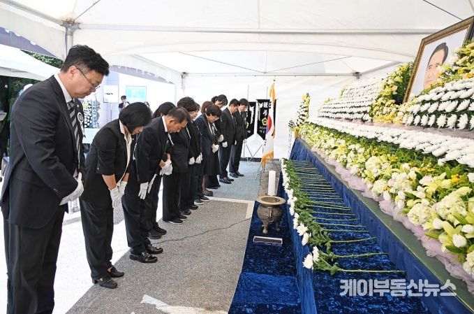 故 오범구 의정부시의원 영결식, 의정부시의회장으로 엄수