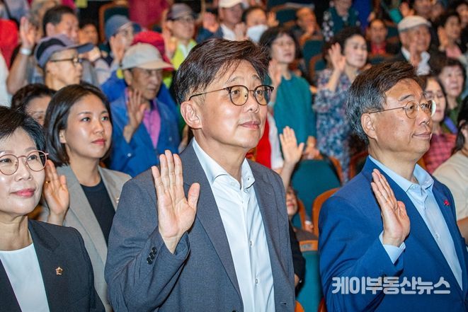 성남시의회, 제29회 노인의 날 기념행사 참석