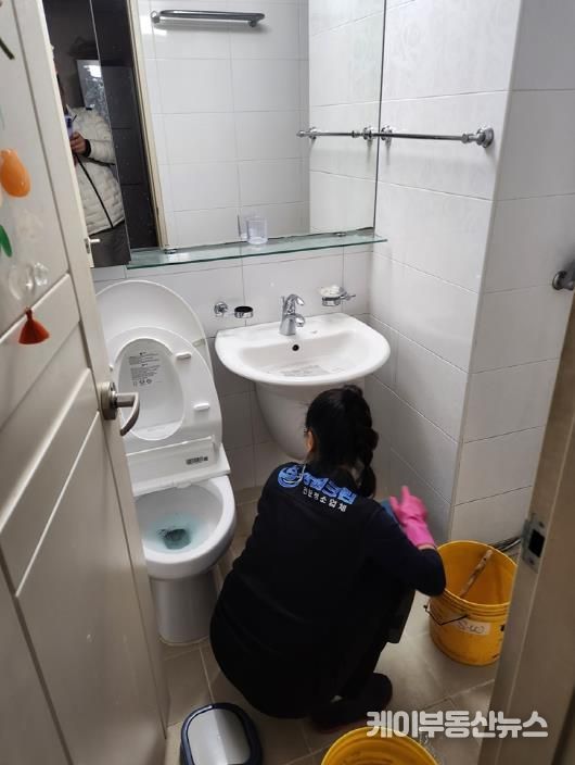 의정부시 녹양동, 온정돌봄 서포터즈 성원크린과 11월 무료 청소 서비스 지원