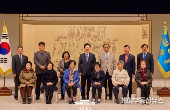 민주화 실천 가족 운동 협의회 초청 오찬 간담회(대통령실)