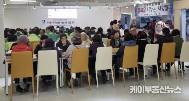 수원중사모가 쏜다! 수원시 팔달구 인계동 주민을 위한 무료 자장면 데이 진행