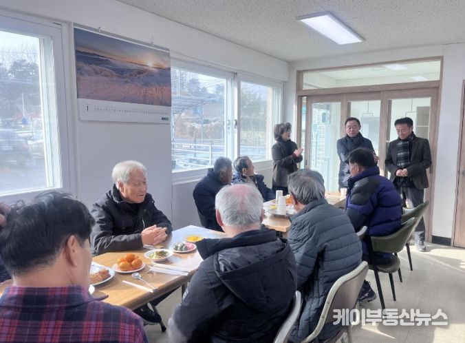 유혜란 이천시 중리동장, 마을 경로당 찾아 주민 소통 시작