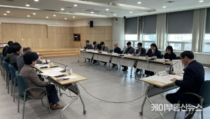 용인특례시는 19일 시청 비전홀에서 지역경제 활성화를 위한 ‘신속집행 추진보고회’를 개최했다