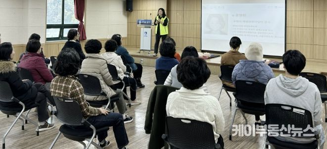 수원시 영통구 영통2동, 새마을문고 새빛안전지킴이 심폐소생술 교육 진행