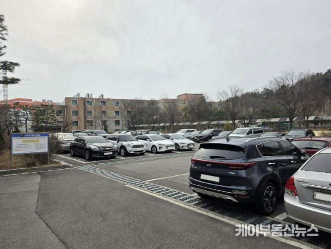한국폴리텍대학 성남캠퍼스 주차장 모