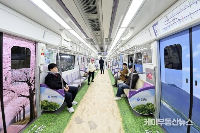 발밑엔 한강모랫길, 머리 위엔 벚꽃비… 일상을 파고든 하남의 봄 ‘눈길’